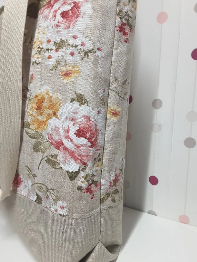 Large Shopping Bag in Romantic Floral Print